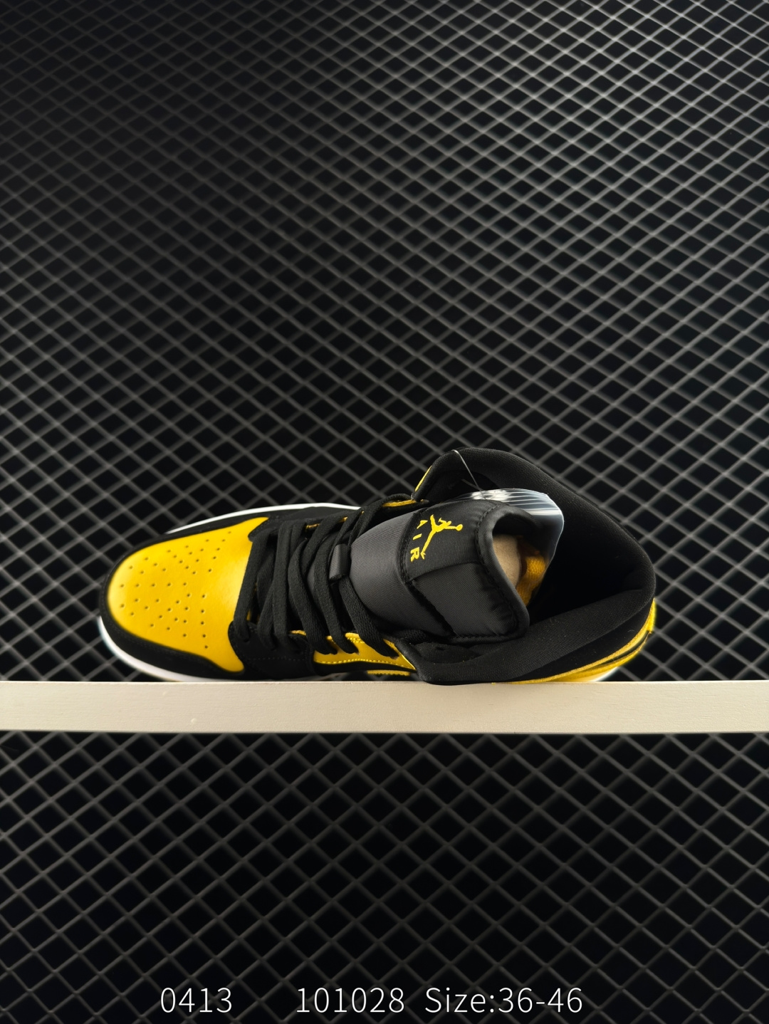 Nike Air Jordan 1 Retro Mid OG AJ1